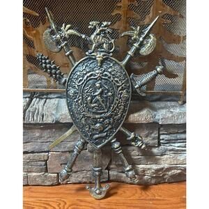 644 - Large Medieval Style Coat of Arms Wall Plaque – Heraldic Shield